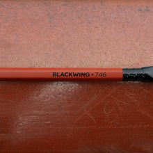 Carica l'immagine nel visualizzatore di Gallery, Blackwing volume 710 limited edition